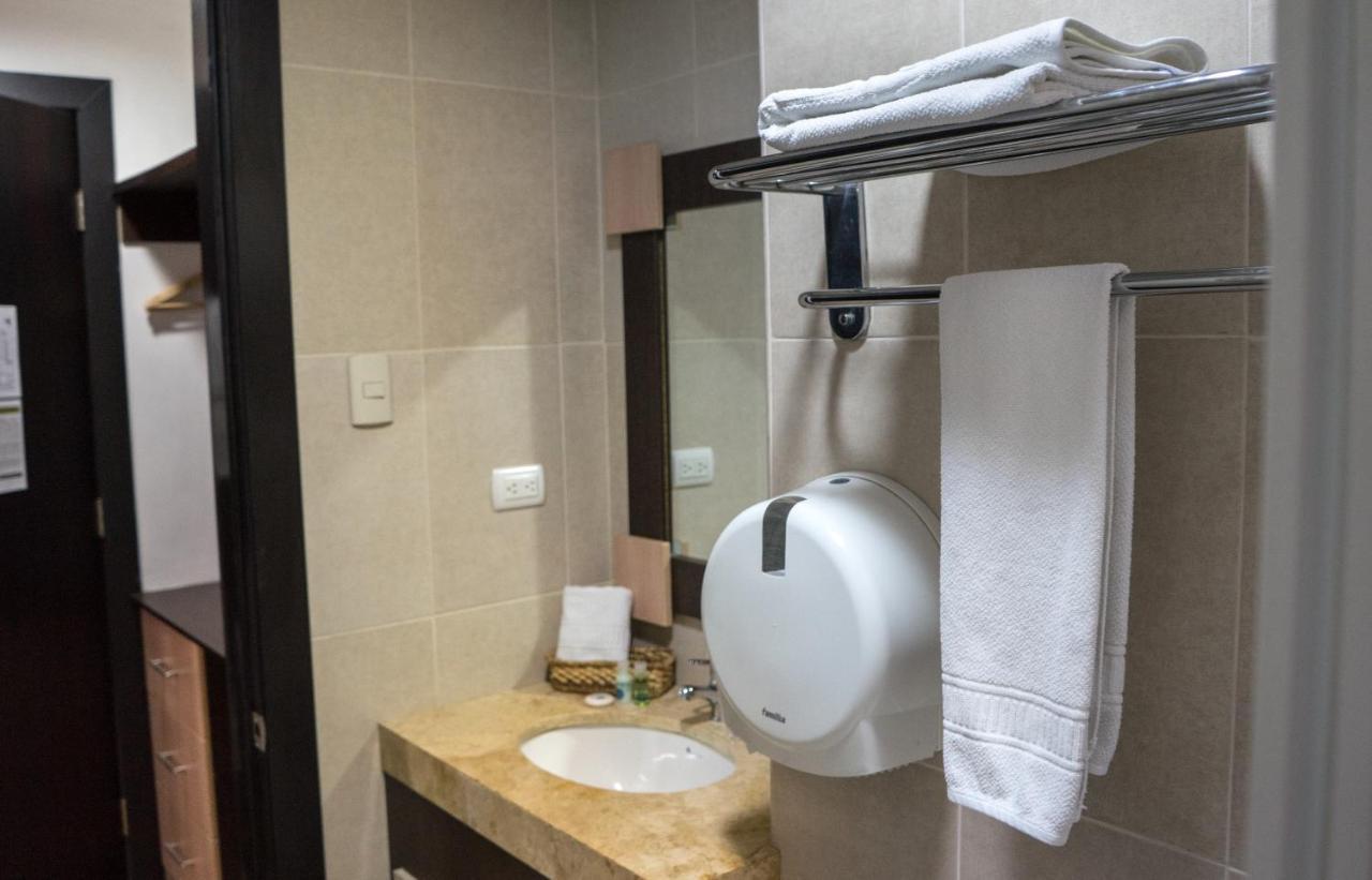 Mc Suites Boutique Guayaquil Exteriör bild